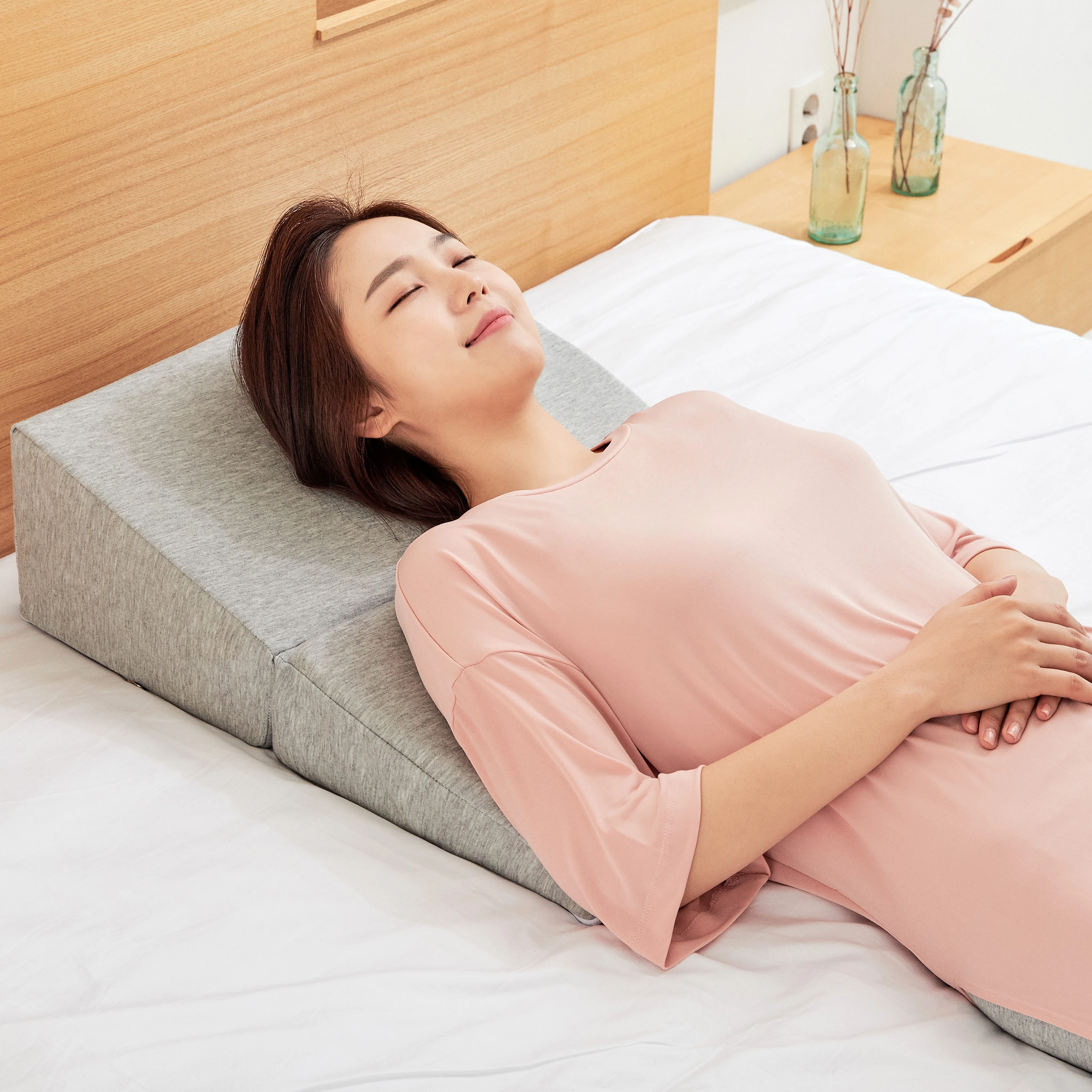 닥터신 위편한베개 역류방지 속편한 경사베개 침대등받이 다기능 웨지필로우 쿠션, 라이트그레이, 1개
